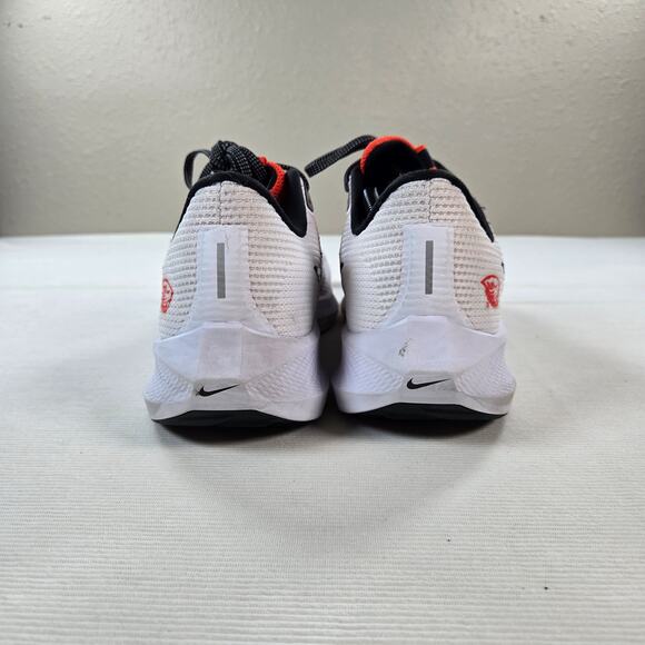 Nike Air Zoom Pegasus 40 \